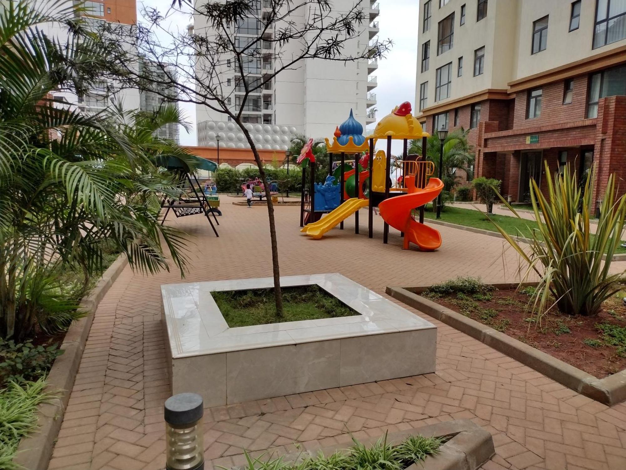 Lenayan Park View Panzió Mlolongo Kültér fotó